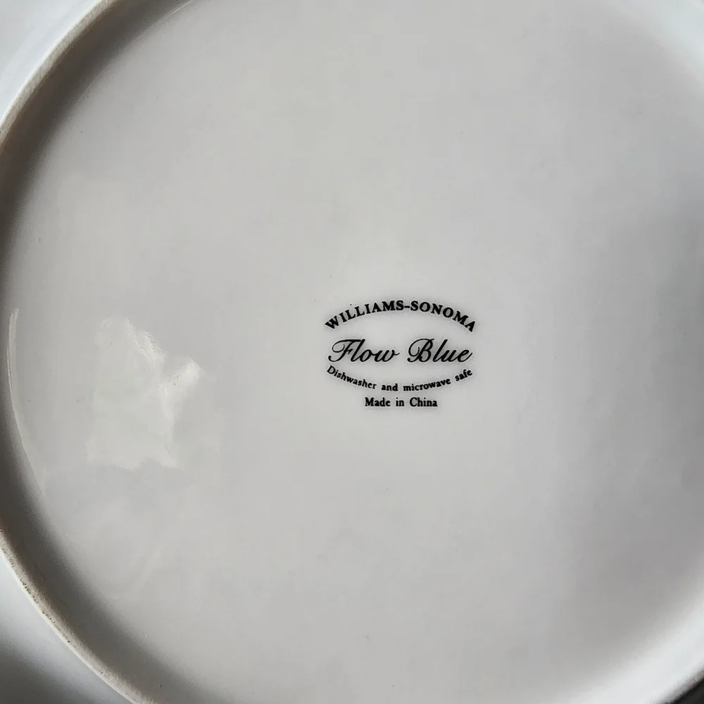 Williams Sonoma Plates Bowls Cups Mugs Flow Blue White 27pc